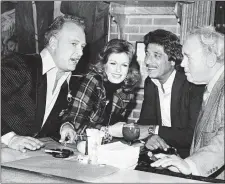 ?? AP PHOTO ?? In this Jan. 21, 1980 file photo, at a pregame Super Bowl taping, from left to right, Paul Hornung, Phyllis George, Joe Namath and Carroll O’Connor are seen in Beverly Hills, Calif.