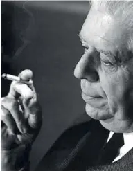  ??  ?? poeta laureato ( con il nobel) | Eugenio Montale (Genova, 1896 - Milano, 1981) vinse il Nobel per la Letteratur­a nel 1975