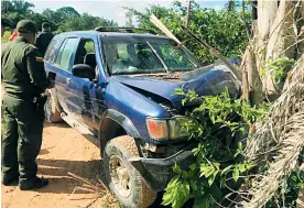  ?? SUMINISTRA­DA ?? La camioneta en la que se desplazaba el ganadero Víctor Moisés Vega.