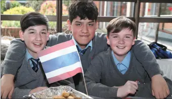  ??  ?? James Robinson, Jibran Jarwar and Billy Irwin showing the foods of Thailand