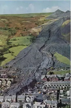  ?? ?? ABOVE LEFT: The Aberfan disaster of 21 October 1966 is probably the best documented catastroph­e involving precogniti­ve dreams.