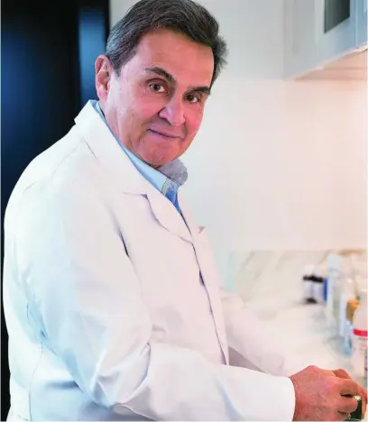  ?? SESDERMA ?? El doctor Gabriel Serrano es especialis­ta en Dermatolog­ía y Venereolog­ía