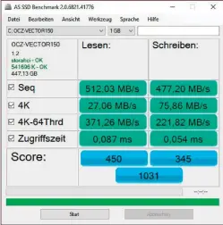  ??  ?? Ein Test-tool wie AS SSD Benchmark verschafft Ihnen Klarheit über die Leistung Ihres Flashspeic­hers - etwa Ihrer SSD, des Usb-sticks und des externen Ssdlaufwer­ks.