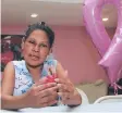  ??  ?? Por un año ha luchado contra el cáncer Guadalupe Mendoza.