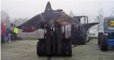  ?? THE CANADIAN PRESS FILE PHOTO ?? Eager fishermen will take part in Nova Scotia’s annual shark derbies. This 3.3-metre, 492-kilogram mako shark was caught at a 2004 event.