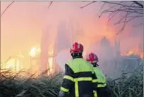  ??  ?? Les soldats du feu ont été nombreux sur le site. Photo SDIS 66.