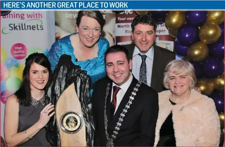  ??  ?? Cork County Mayor Councillor John Paul O’Shea presenting the 2015 Duhallow Business of the Year Award to Mary Murphy, Manager of Banteer Childcare Centre, with Anne Maria Bourke Chairperso­n, Maura Walsh CEO IRD Duhallow, and Kevin Hughes, editor, The...