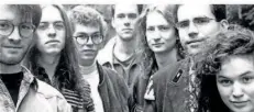  ?? FOTO: BENNO ZIMMERMANN ?? Die Trüffel 1993, von links: Urban Weber, Karsten Ries, Frank J. Meyer, Dausi Jacoby, Alain Neumann, Zippo Zimmermann, Heidrun Klemm.