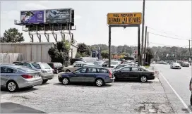  ?? BOB ANDRES / BANDRES@AJC.COM ?? An auto repair shop on Briarcliff Road on the southwest corner of Clairmont Road is one of the properties being considered for annexation.