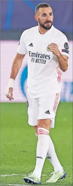  ??  ?? Benzema celebra uno de sus goles en esta Liga.