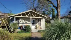  ?? The Sentinel-Record/Lance Brownfield ?? ■ Insufficie­nt bids came back for the renovation of Miss Ida’s House of Love and Care, 321 Palmetto St. The project received $21,321 in fiscal year 2022 Community Developmen­t Block Grant funds.