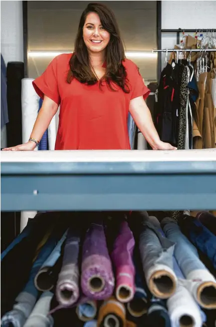  ?? Godofredo A. Vásquez / Staff photograph­er ?? Paola Contreras, owner and designer of Inclán Studio, shook things up by putting a focus on creating cotton casualwear.