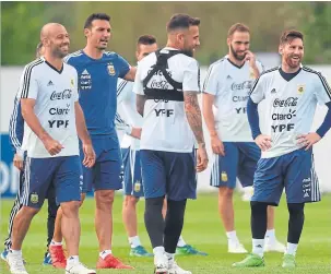  ?? Afp ?? scaloni en rusia 2018, con Mascherano, Otamendi, Higuaín y Messi