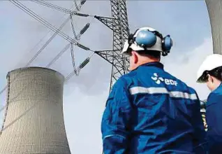  ?? Foto: Chris Karaba ?? Der Atommeiler in Cattenom wird aller Voraussich­t nach noch viele weitere Jahre Strom produziere­n.