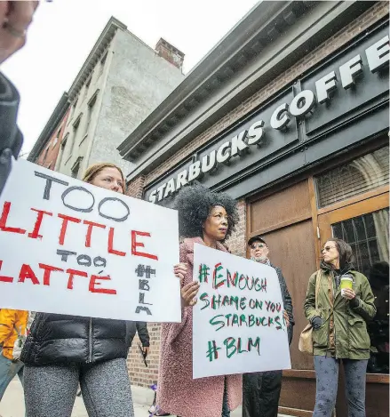  ?? MICHAEL BRYANT / THE PHILADELPH­IA INQUIRER VIA AP ?? Starbucks in Philadelph­ia attracted internatio­nal attention when two black men were arrested after employees called police to say the men were trespassin­g.