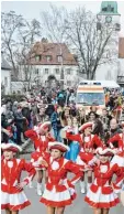  ?? Foto: Bernd Hohlen ?? Am Sonntag fand der Umzug in der Firn haberau statt.