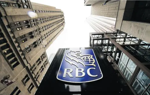  ?? NATHAN DENETTE / THE CANADIAN PRESS ?? Royal Bank of Canada shares are losing ground to its biggest rival, Toronto-Dominion Bank.