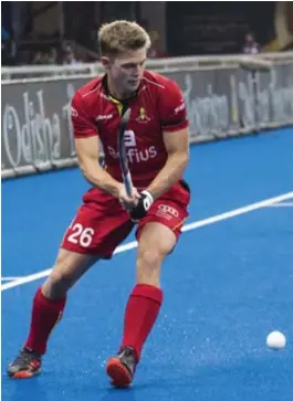  ??  ?? Door de successen van de Red Lions (foto: Victor Wegnez) en de opmars van de Red Panthers (foto: Anouk Raes) kende het hockey in België een explosieve groei.