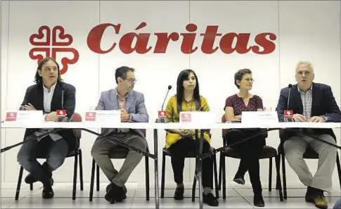  ?? Belén Díaz ?? Paco Cristóbal, Eugenio Zambrano, Samira El Allali, Hilde Daems y Ángel Arriví