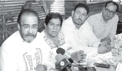  ?? ALDO CHAIREZ ?? René Bejarano Martínez, Candelaria González y Omar Enrique Castañeda González.