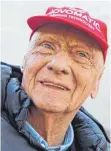  ?? FOTOS: IMAGO/DPA ?? Niki Lauda zu seinen Ferrari- (li.) und Mercedes-Zeiten.