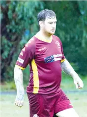  ??  ?? Steve Smythe looks for a teammate as the rain pours down in the match against Sale.