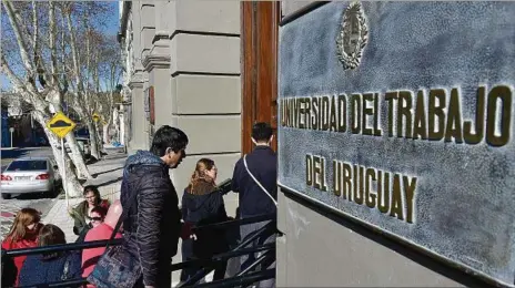  ?? ?? AFUTU. Desde que desapareci­eron boletas por más de US$ 560.000 en el año 2018, el sindicato de la UTU vive en una constante batalla interna.