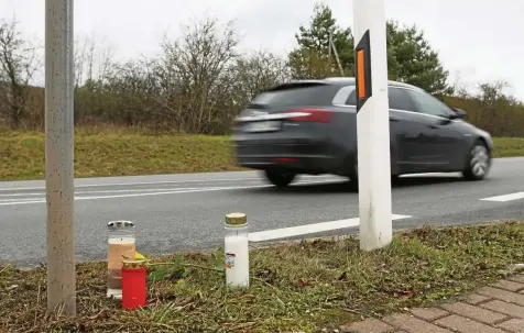  ?? M. VOIGT ?? Eine 85-jährige Frau war am 11. Januar bei einem Unfall an der Bushaltest­elle an der Landstraße bei Zöllnitz ums Leben gekommen.