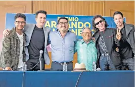  ??  ?? Kalimba, José Cantoral, Armando Manzanero, Alex Lora y Juan Solo.