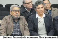  ??  ?? | Abimael Guzmán junto a su esposa Elena Iparraguir­re. |