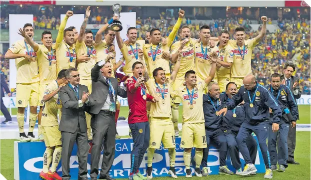  ?? FOTO: ROBERTO MAYA / MEXSPORT ?? En el Apertura 2014 Las Águilas volaron alto en la Liga MX al coronarse.