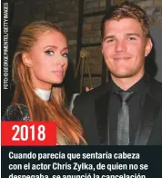  ??  ?? Cuando parecía que sentaría cabeza con el actor Chris Zylka, de quien no se despegaba, se anunció la cancelació­n del compromiso