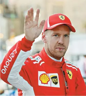  ??  ?? VELOZ. Vettel ficou à frente de Hamilton e Bottas no terceiro Grande Prémio da temporada