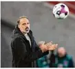  ??  ?? Vfb-trainer Pellegrino Matarazzo: Jetzt ist Fanatsie gefragt.