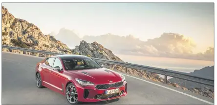  ??  ?? La plastique du coupé quatre portes Kia Stinger est fantastiqu­e !