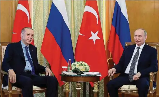  ?? Foto: AFP ?? Treffen in Sotschi: Erdogan und Putin wollen engere Beziehunge­n.