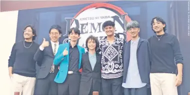  ?? ?? Japoneses y mexicanos, entre creativos y actores, se dieron cita ayer en una plaza comercial para convivir con los fans del anime.