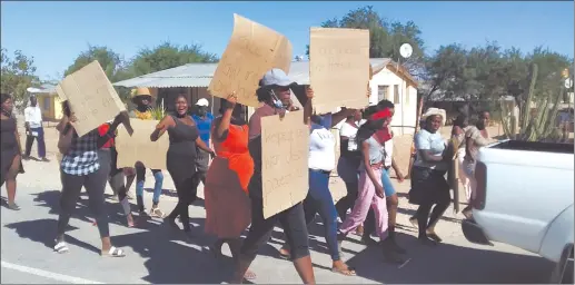  ?? Photo: Nampa ?? Not happy… Residents march at the town against alleged police brutality.