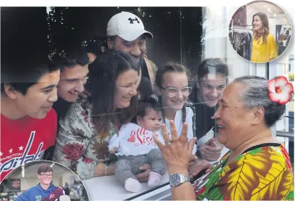  ?? PHOTOS: STEPHEN JAQUIERY & PETER MCINTOSH ?? One more sleep . . . Nele Tili is looking forward to meeting her newest grandchild under Alert Level 2 today. Catching up through the window are (from left) Luke Titi (11), C.J. Anderson (17), Jacquie Anderson with baby Talia, John Tili, Melody Buckby (12) and Jacob Buckby (14). Also bursting to get out of their bubble are Dunedin retailers Debbie Lundy (top
right), Daniel Hewson (bottom left) and Lara Wilson.