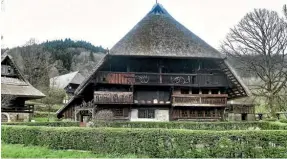  ??  ?? The Vogtsbauer­nhof farmhouse in the Black Forest region of Germany dates to 1612.