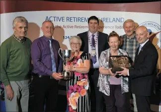  ??  ?? Members of New Ross Active Retired club who won the Small Bowls Cup.