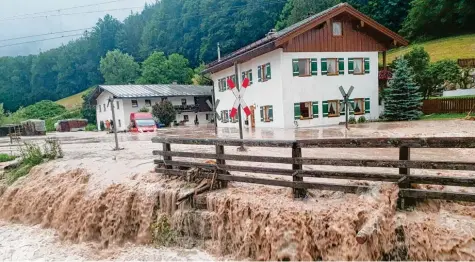  ?? Foto: Kilian Pfeiffer, dpa ?? Auch der Landkreis Berchtesga­dener Land wurde vom Hochwasser stark getroffen.