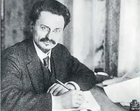  ??  ?? Texto. León Trotski nació en 1879 y murió asesinado en México en 1940.