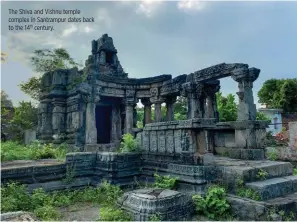  ??  ?? The Shiva and Vishnu temple complex in Santrampur dates back to the 14th century.