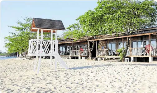  ??  ?? Crusoe Cabins at CaSoBe