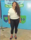  ??  ?? Silena Saab Padrón, educadora de 38 años de edad. Inicia con 76 kg