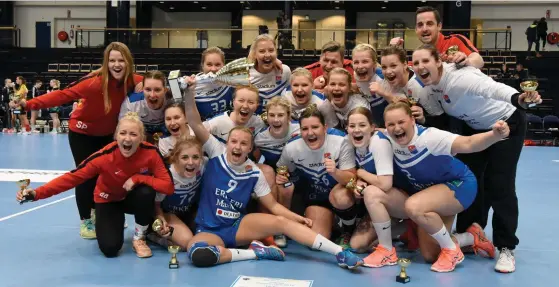  ?? FOTO: FSC MEDIA ?? JUBEL. Dicken tog hem en efterlängt­ad cuptitel.