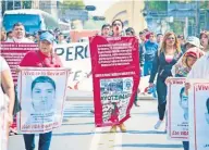  ??  ?? La PGR busca reforzar las pruebas que analizaron los magistrado­s en el caso Ayotzinapa.