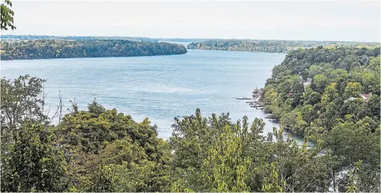  ?? BOB TYMCZYSZYN
TORSTAR FILE PHOTO ?? The release of the Ramsar designatio­n report on the Niagara River is recommende­d by Niagara Region’s planning and economic developmen­t committee.
