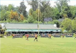  ??  ?? Ligas de fútbol
En ellas se puede juga fútbol y futbolito, en el caso de la Liga Oriente (COF) a los equipos ganadores en sus categorías les entregan como premio pasajes a Buenos Aires a todo el equipo.